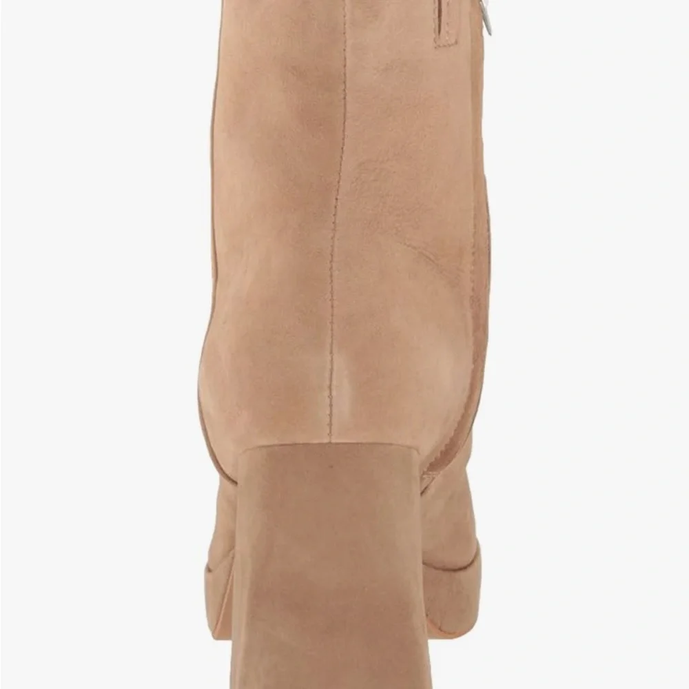 Dolce Vita Women's Ulyses Platform Suede Boot - 8.5 NWOB - Picture 3 of 11